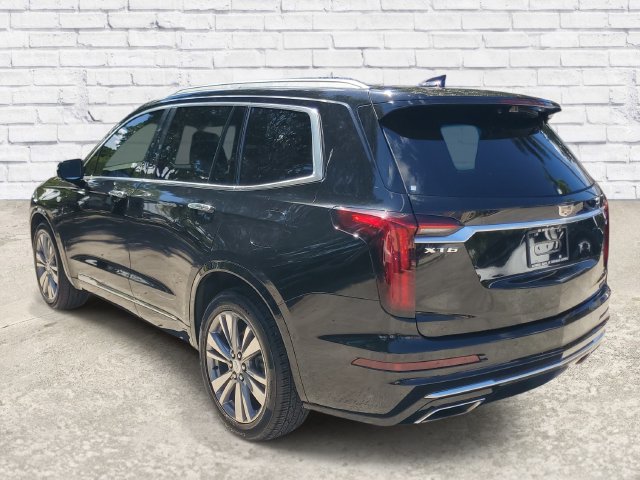 Certified 2022 Cadillac XT6 Premium Luxury w/ Technology Package FWD image 2