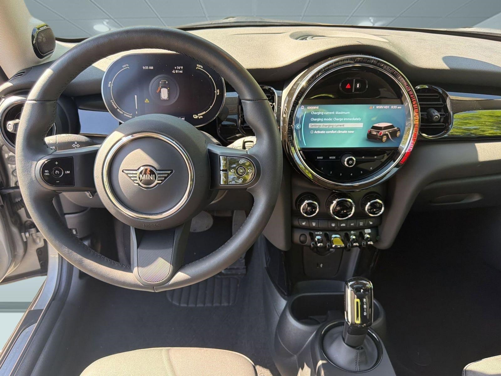 Used 2024 MINI Cooper SE image 27