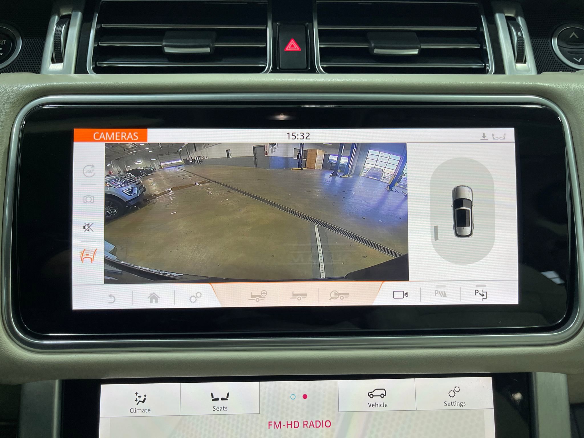 Used 2019 Land Rover Range Rover Autobiography AWD/4WD image 11