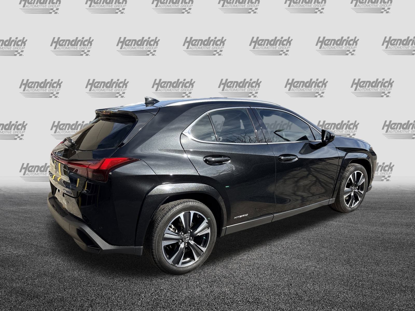 Used 2022 Lexus UX 250h w/ Premium Package image 10