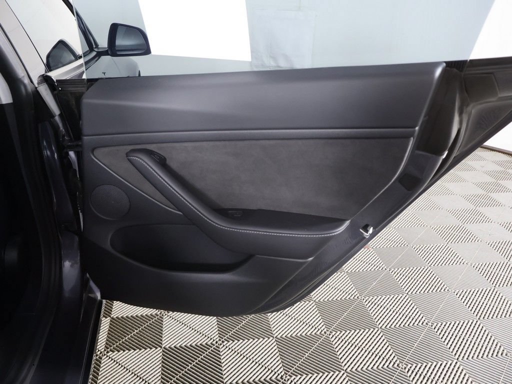 Used 2021 Tesla Model 3 Standard Range Plus RWD image 26