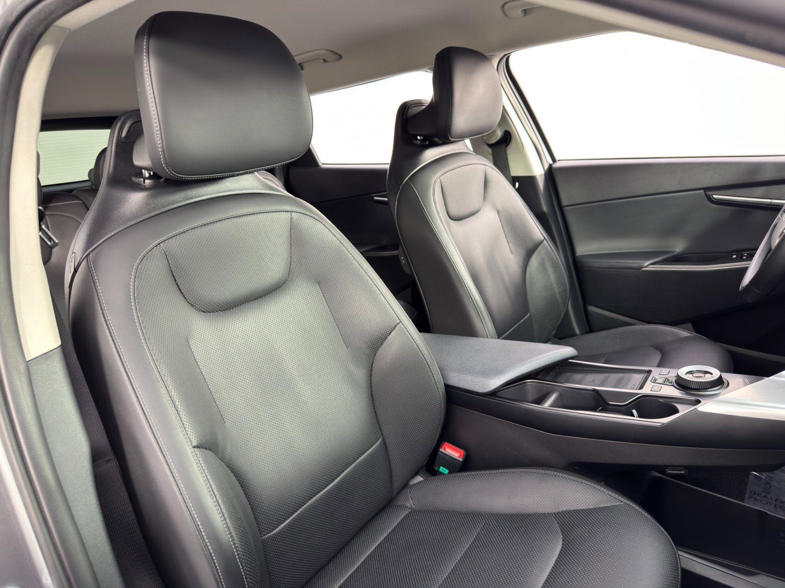 Used 2023 Kia EV6 Wind w/ Wind Technology Package image 36