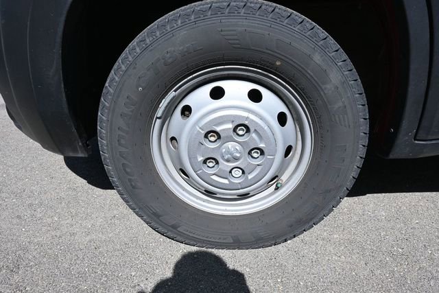 Used 2023 RAM ProMaster 2500 w/ Driver Convenience Group FWD image 14
