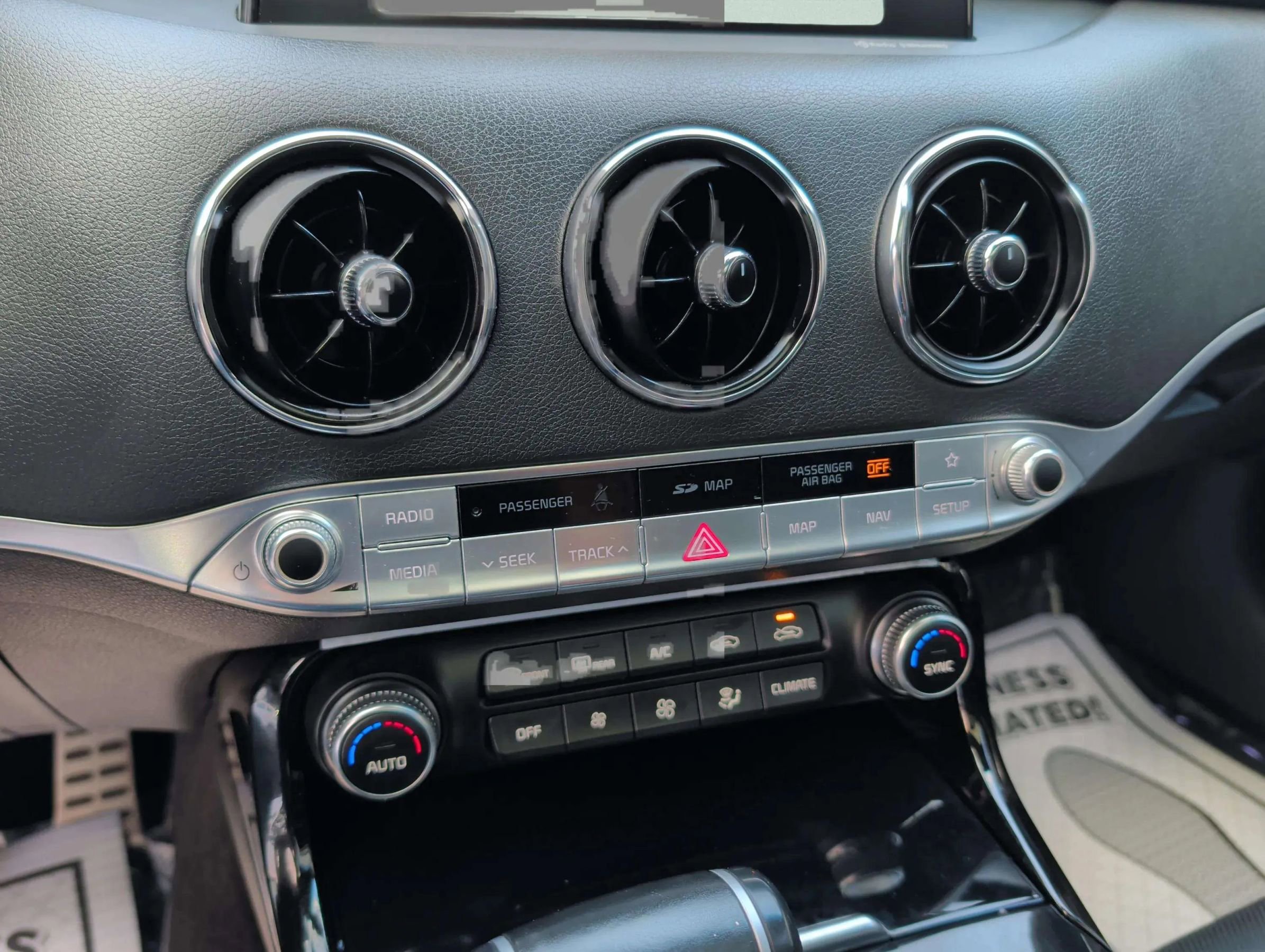 Used 2020 Kia Stinger GT-Line w/ Sun & Sound Package image 10