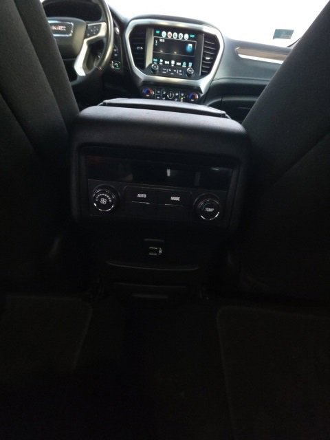 Used 2018 GMC Acadia SLE image 24