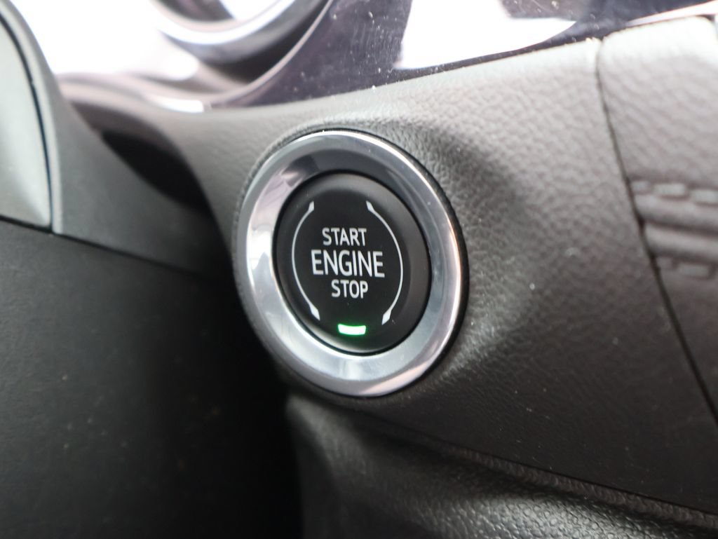 Used 2023 Buick Encore GX Essence w/ Experience Buick Package AWD/4WD image 33