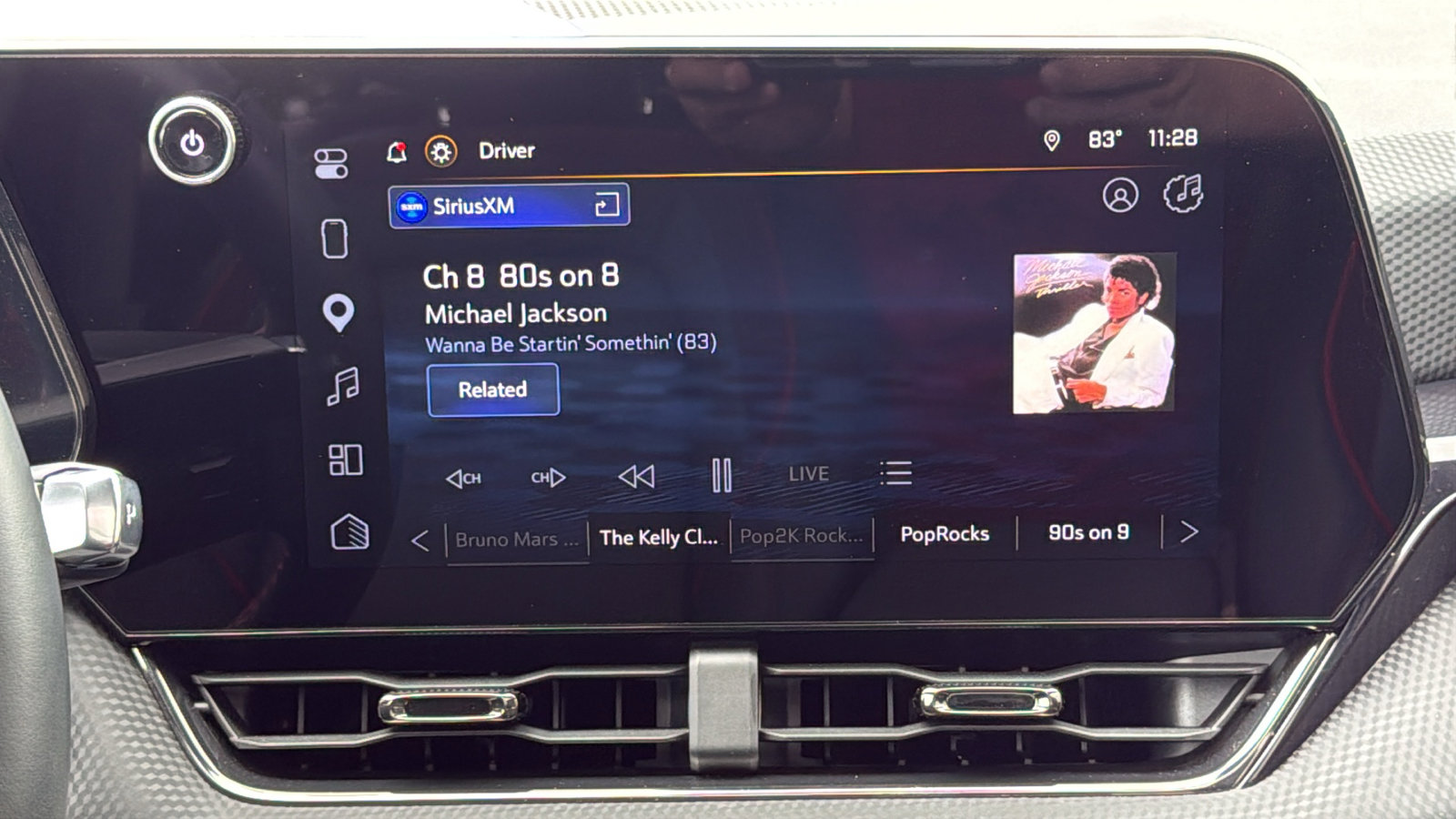 Used 2025 Chevrolet Equinox RS w/ Safety and Technology Package AWD/4WD image 23