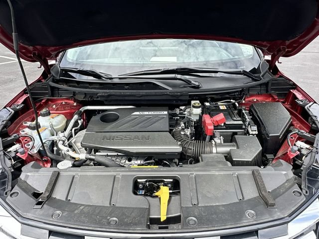 Used 2024 Nissan Rogue Platinum AWD/4WD image 29