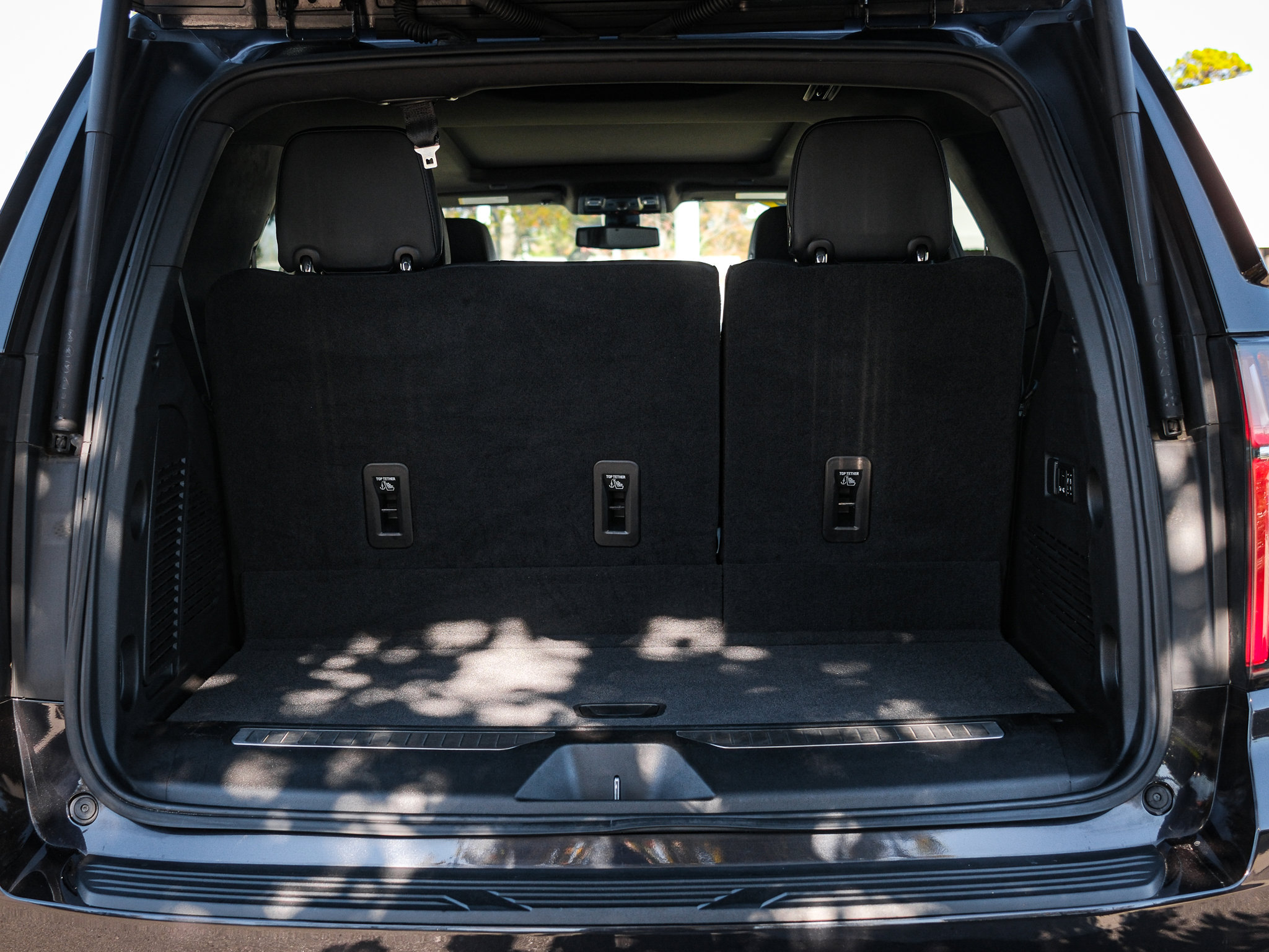 Used 2022 Chevrolet Tahoe RST w/ Luxury Package image 33