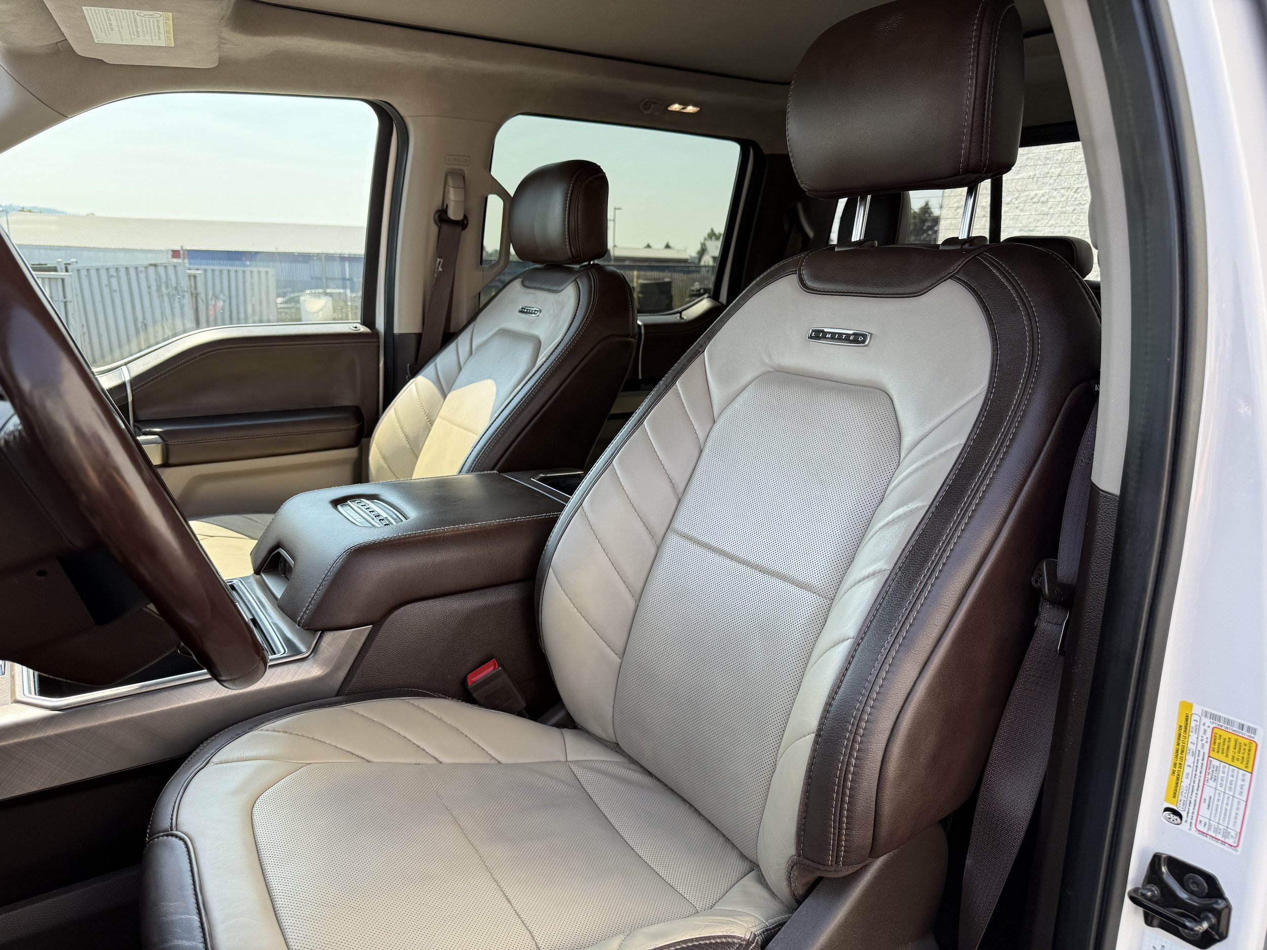 Used 2019 Ford F350 Limited AWD/4WD image 10