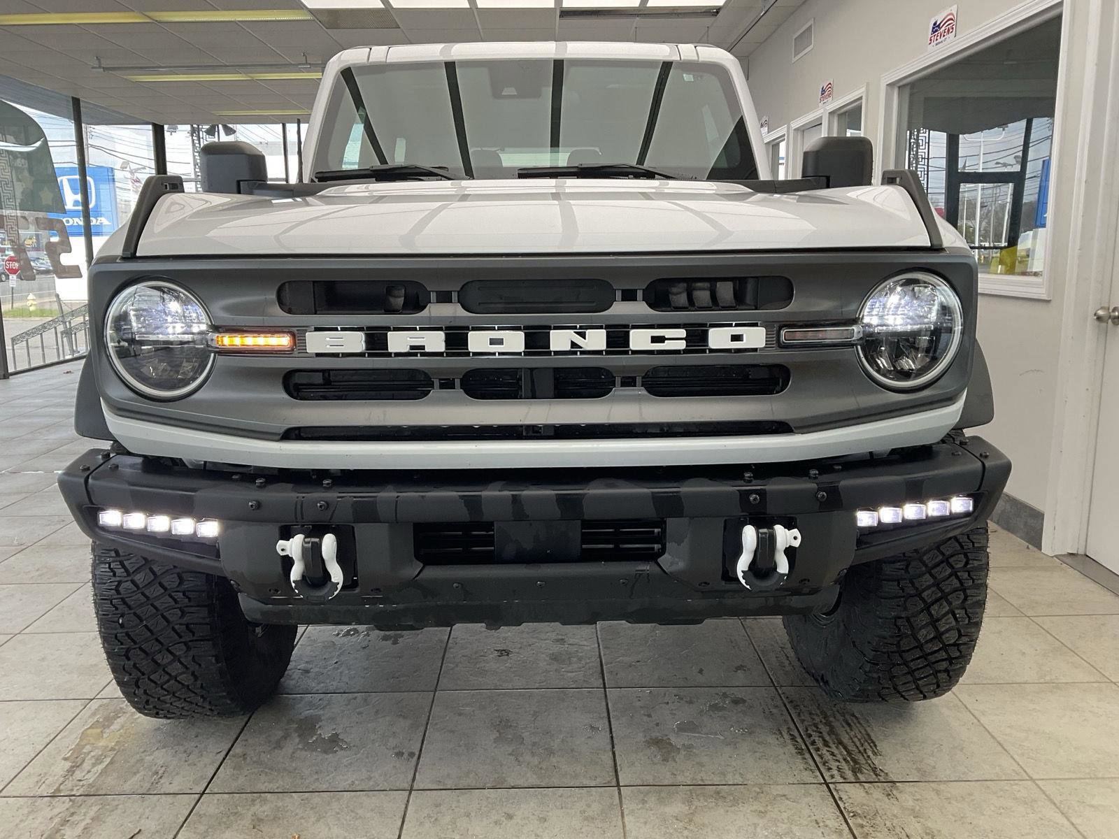 Used 2024 Ford Bronco Big Bend w/ Sasquatch Package image 2