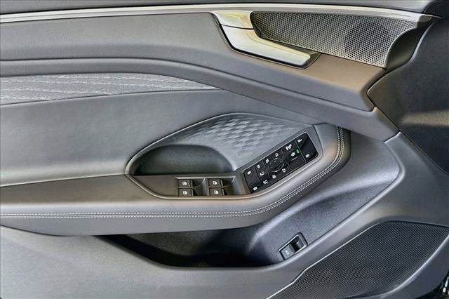 New 2026 Audi A6 Premium Plus AWD/4WD image 15