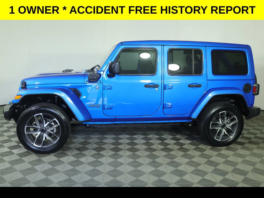 Certified 2024 Jeep Wrangler Unlimited w/ Convenience Group AWD/4WD image 3