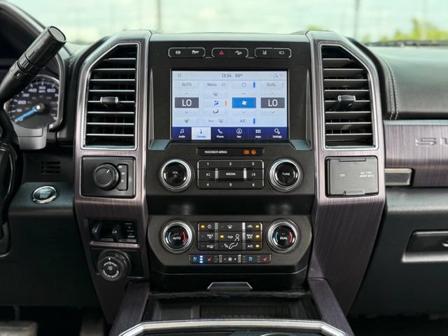Used 2021 Ford F450 Limited w/ FX4 Off-Road Package AWD/4WD image 28