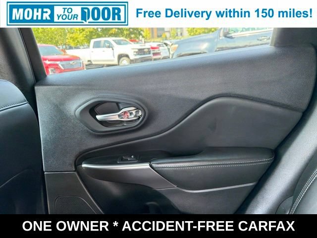 Used 2021 Jeep Cherokee Latitude Lux w/ Comfort/Convenience Group AWD/4WD image 44