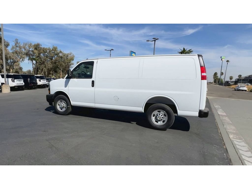 New 2025 Chevrolet Express 2500 w/ Driver Convenience Package image 8