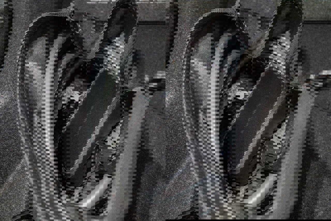 Used 2025 BMW M5 w/ Carbon Package image 39