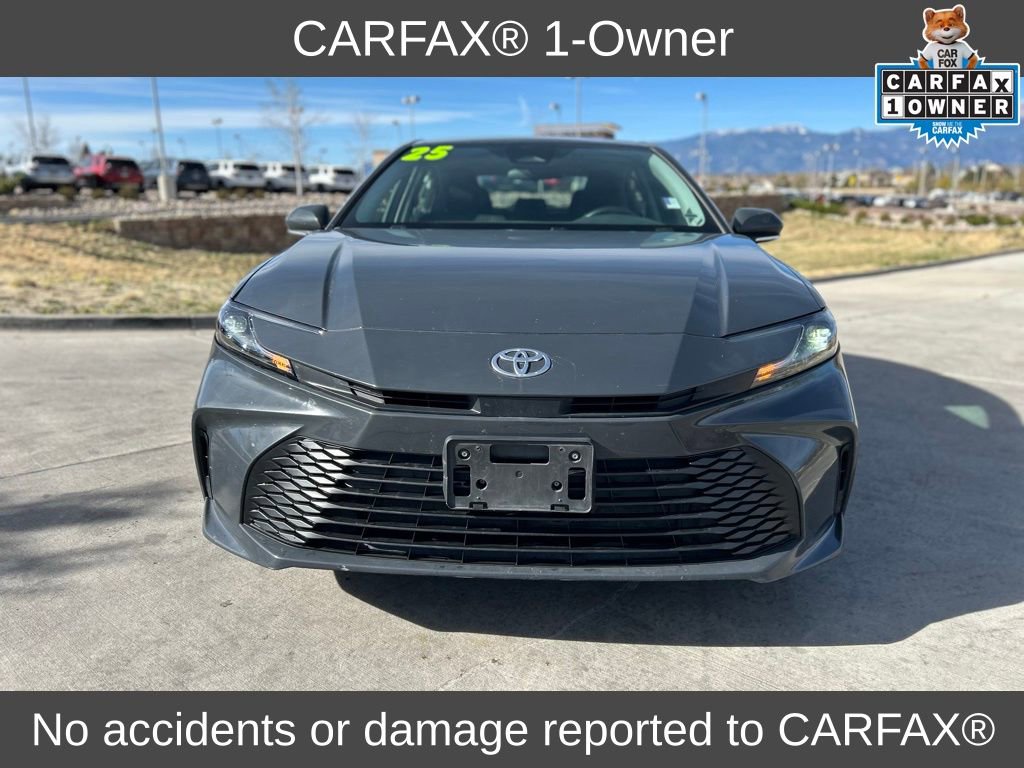 Used 2025 Toyota Camry LE video 2