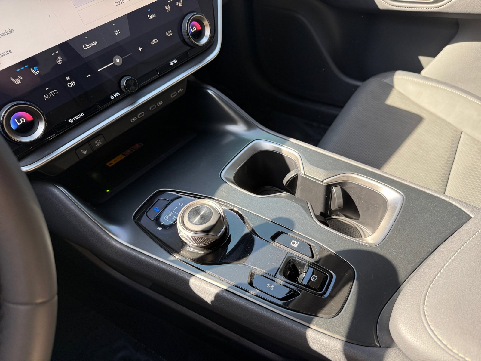 Used 2024 Lexus RZ 300e Premium w/ Technology Package image 13