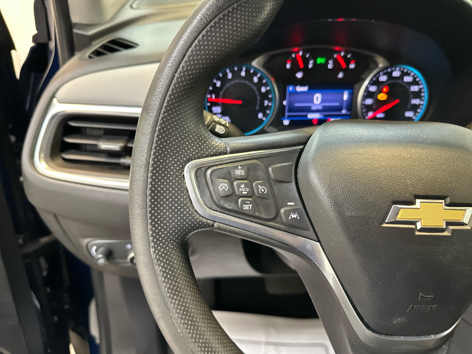 Used 2022 Chevrolet Equinox LS w/ LS Convenience Package image 20