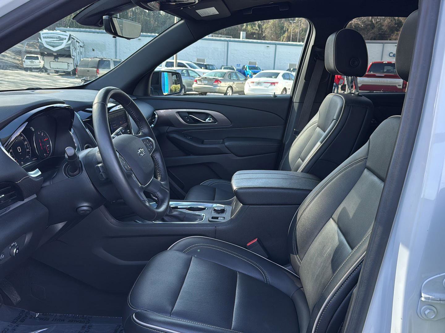 Certified 2022 Chevrolet Traverse Premier w/ Redline Edition image 8