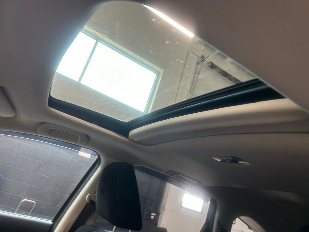 Used 2016 Honda CR-V EX image 16