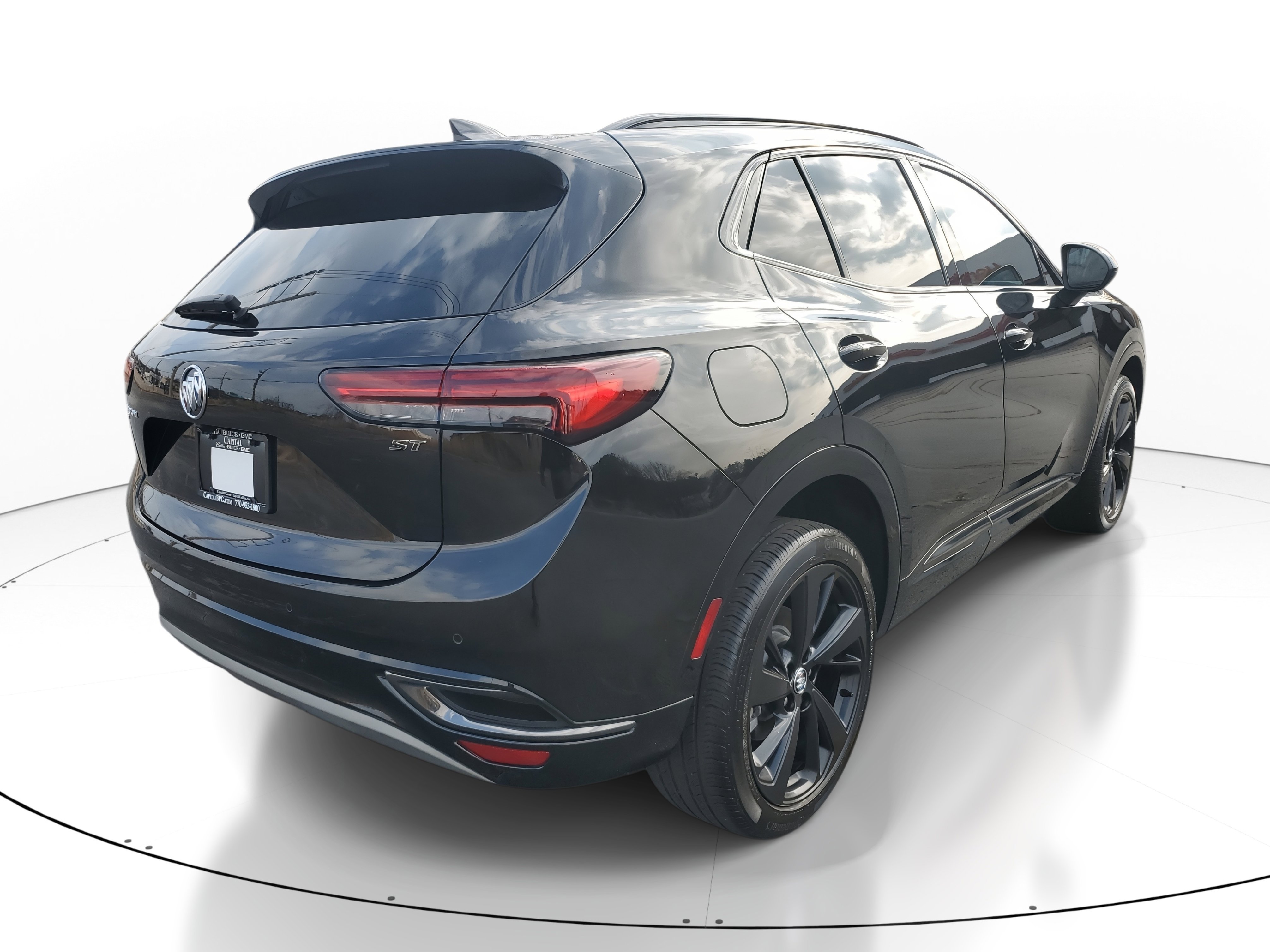 Used 2023 Buick Envision Essence w/ Technology Package I image 3