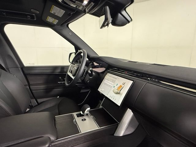 Used 2025 Land Rover Range Rover SE AWD/4WD image 29