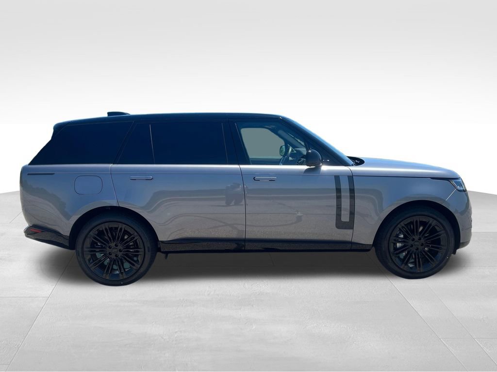 New 2026 Land Rover Range Rover Long Wheelbase SE AWD/4WD image 6