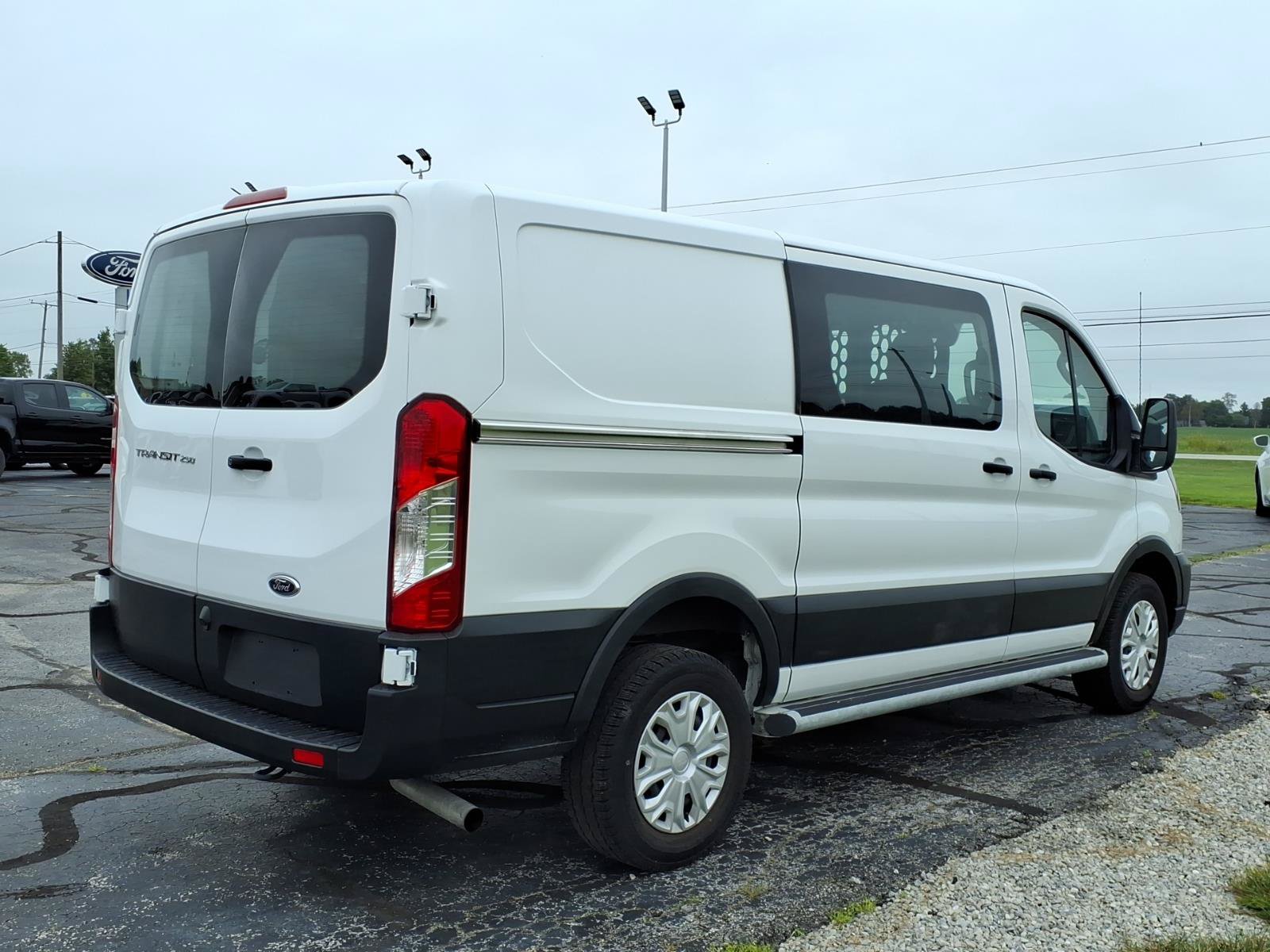 Used 2025 Ford Transit 250 Low Roof w/ Exterior Upgrade Package RWD image 3
