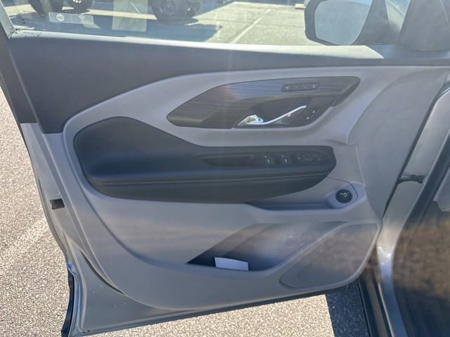 Used 2024 GMC Terrain SLT image 26