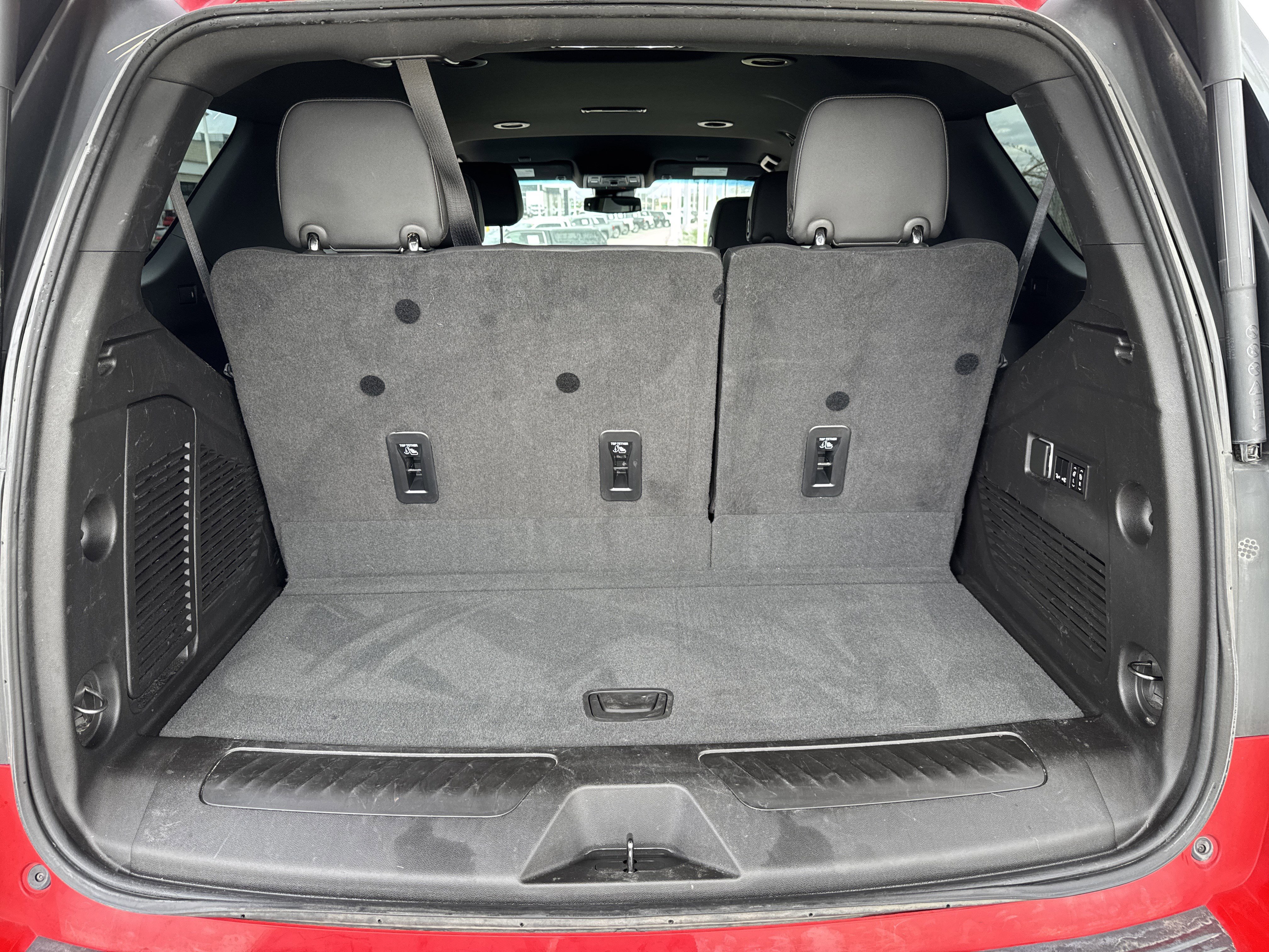 Used 2023 Chevrolet Tahoe LT w/ Luxury Package AWD/4WD image 25