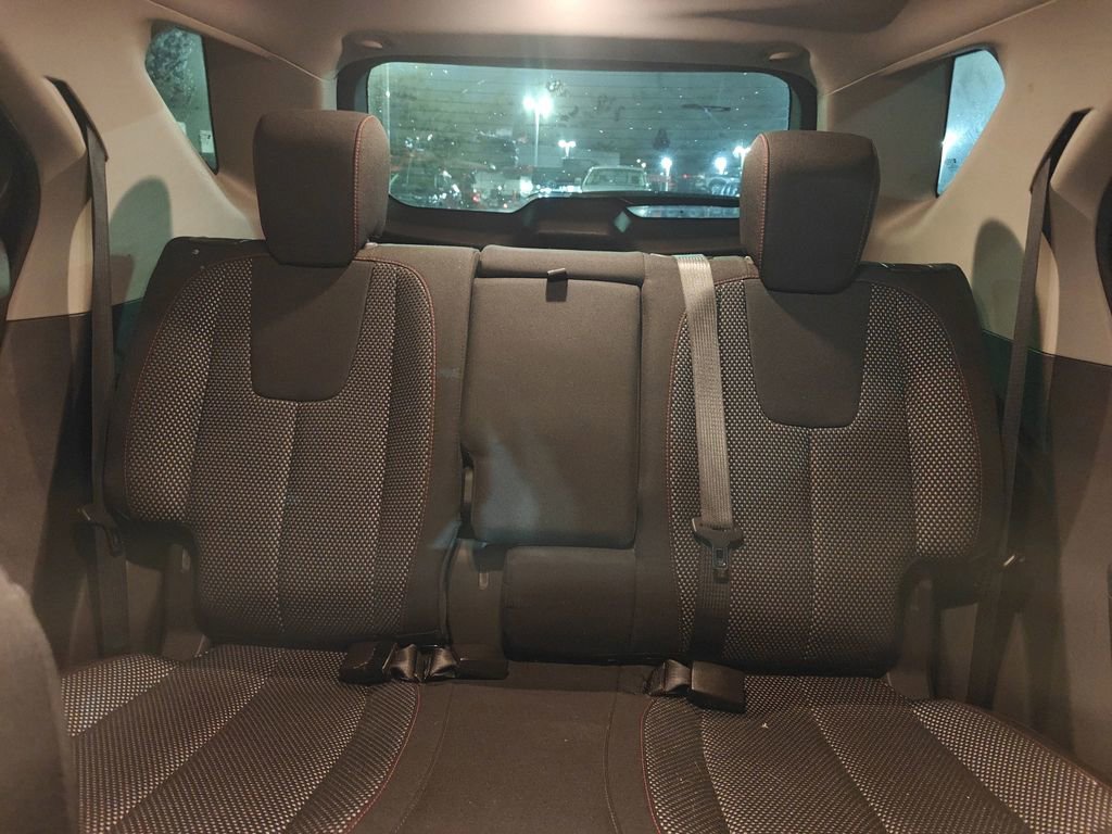 Used 2015 Chevrolet Equinox LT image 11