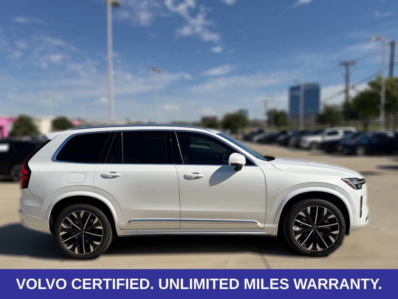 Certified 2026 Volvo XC90 B6 Plus AWD/4WD image 9