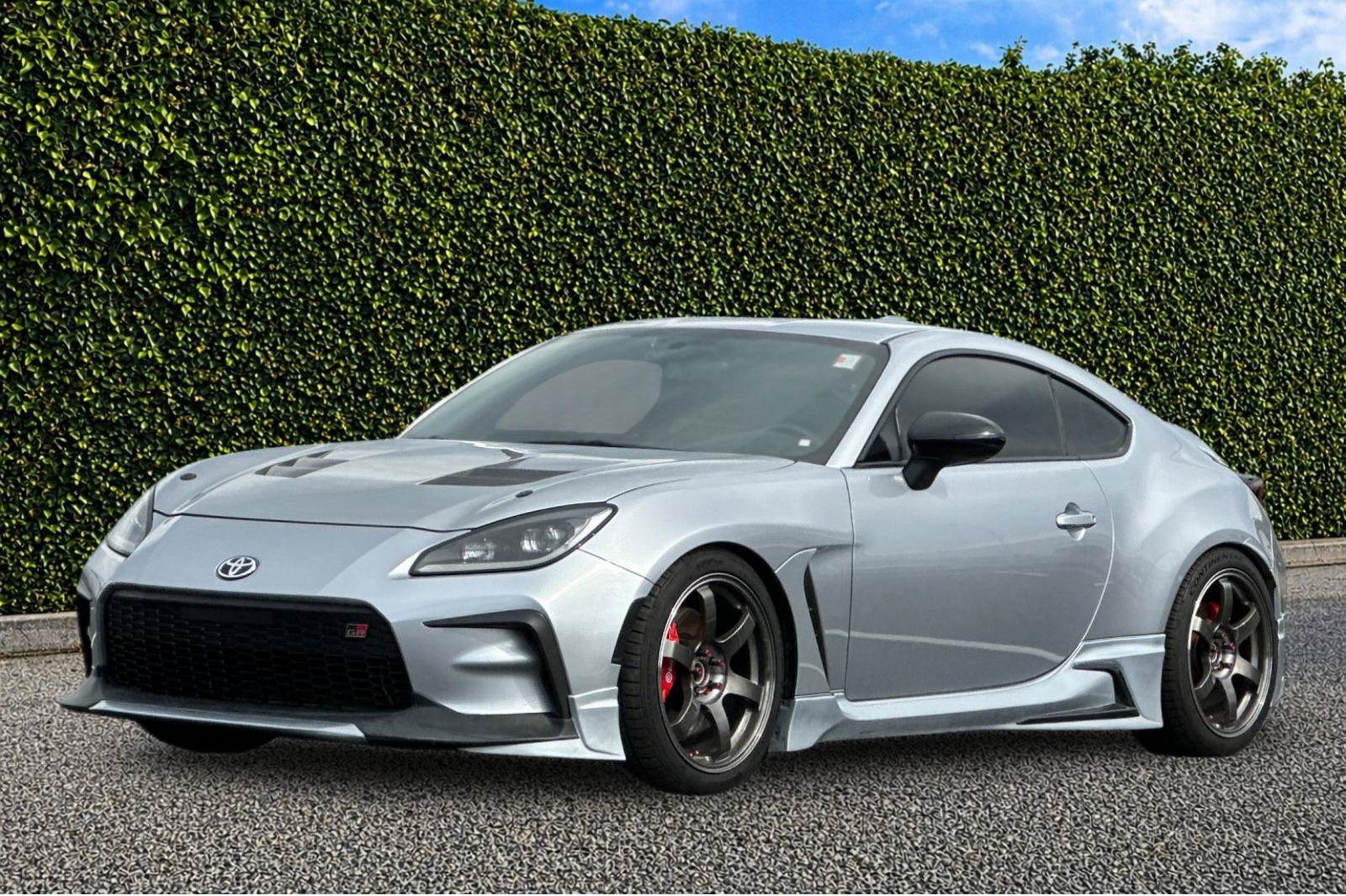Used 2024 Toyota GR86 Premium RWD image 8