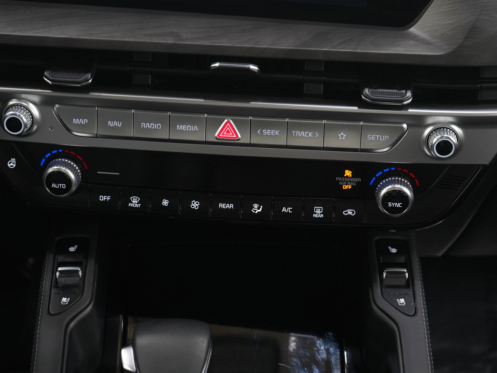 Used 2023 Kia Telluride EX X-Line image 17