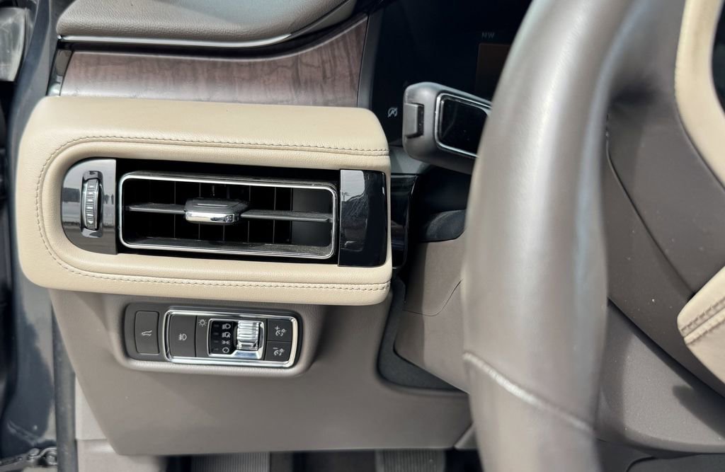 Used 2022 Lincoln Aviator Reserve w/ Equipment Group 201A image 14