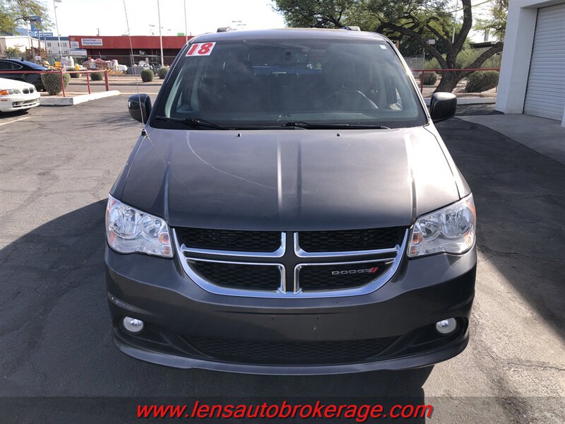 Used 2018 Dodge Grand Caravan SXT FWD image 3