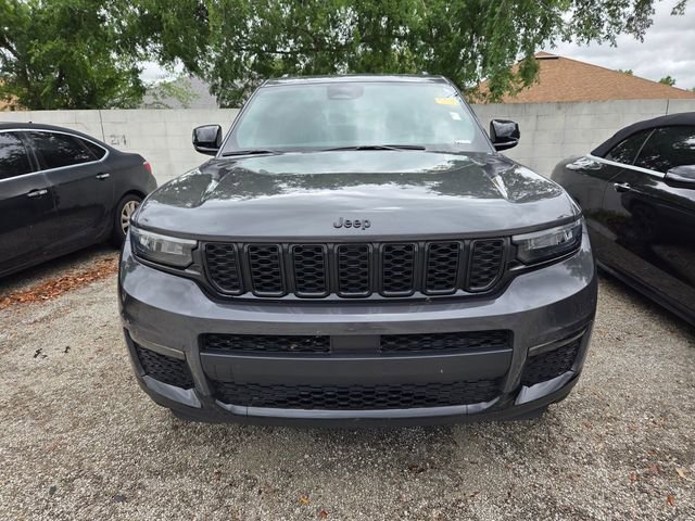 Used 2024 Jeep Grand Cherokee L Limited w/ Black Appearance Package image 2