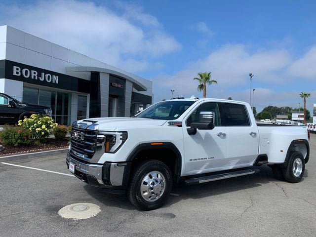 New 2026 GMC Sierra 3500 SLT w/ SLT Premium Package