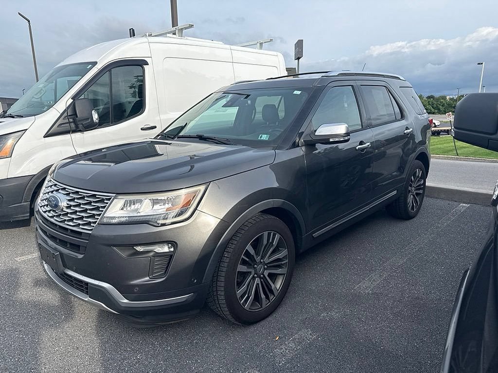 Certified 2018 Ford Explorer Platinum AWD/4WD image 2