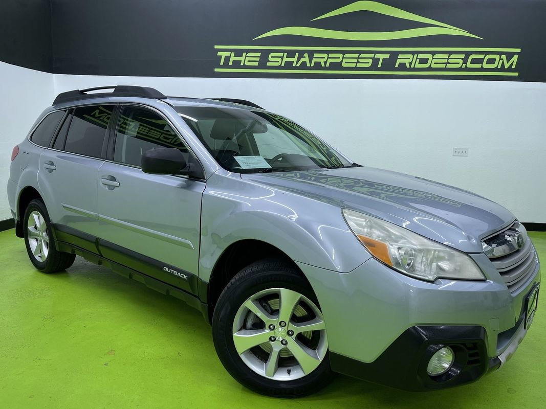 Used 2013 Subaru Outback 3.6R Limited w/ Moonroof Pkg