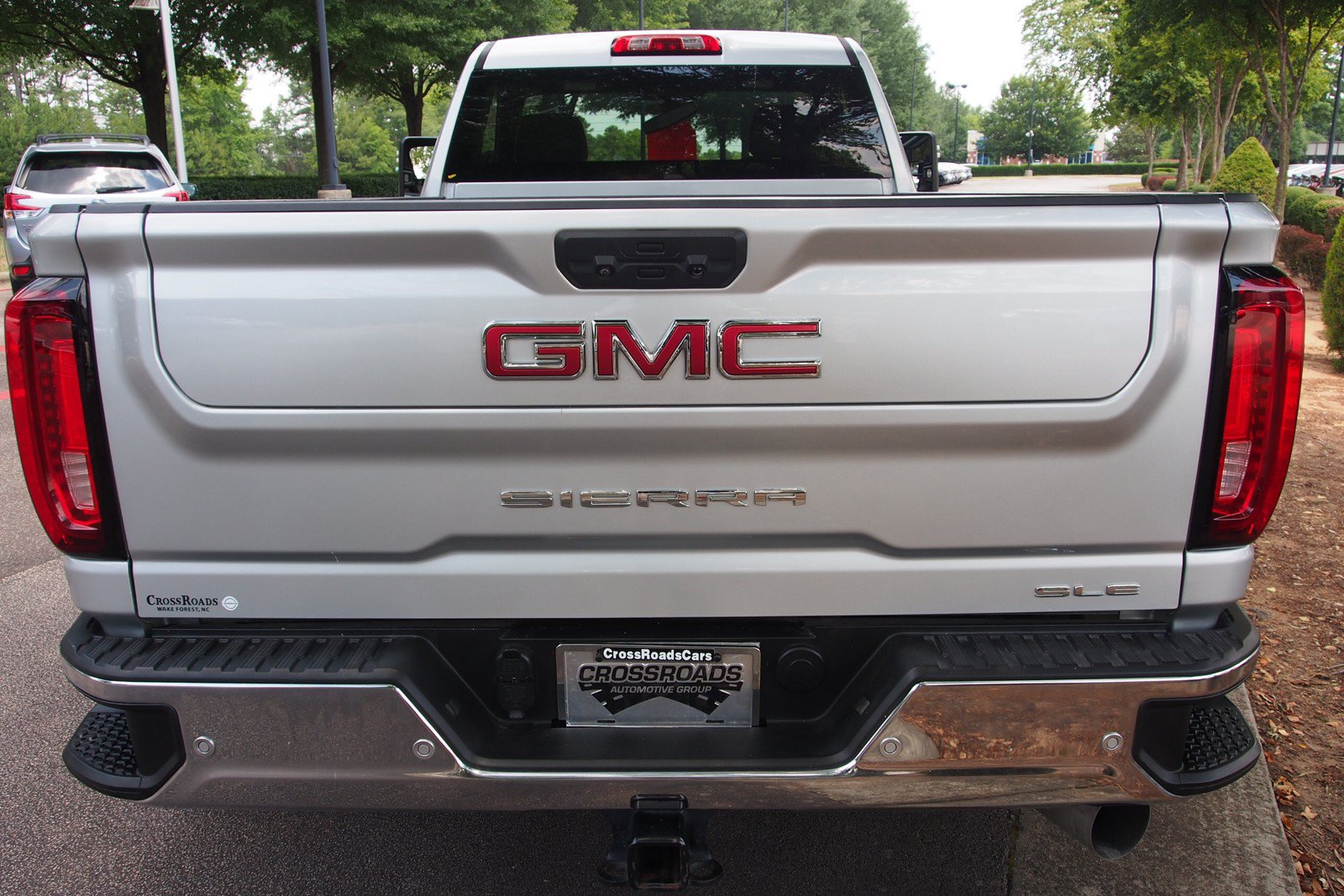 Used 2022 GMC Sierra 3500 SLE w/ SLE Convenience Package AWD/4WD image 6
