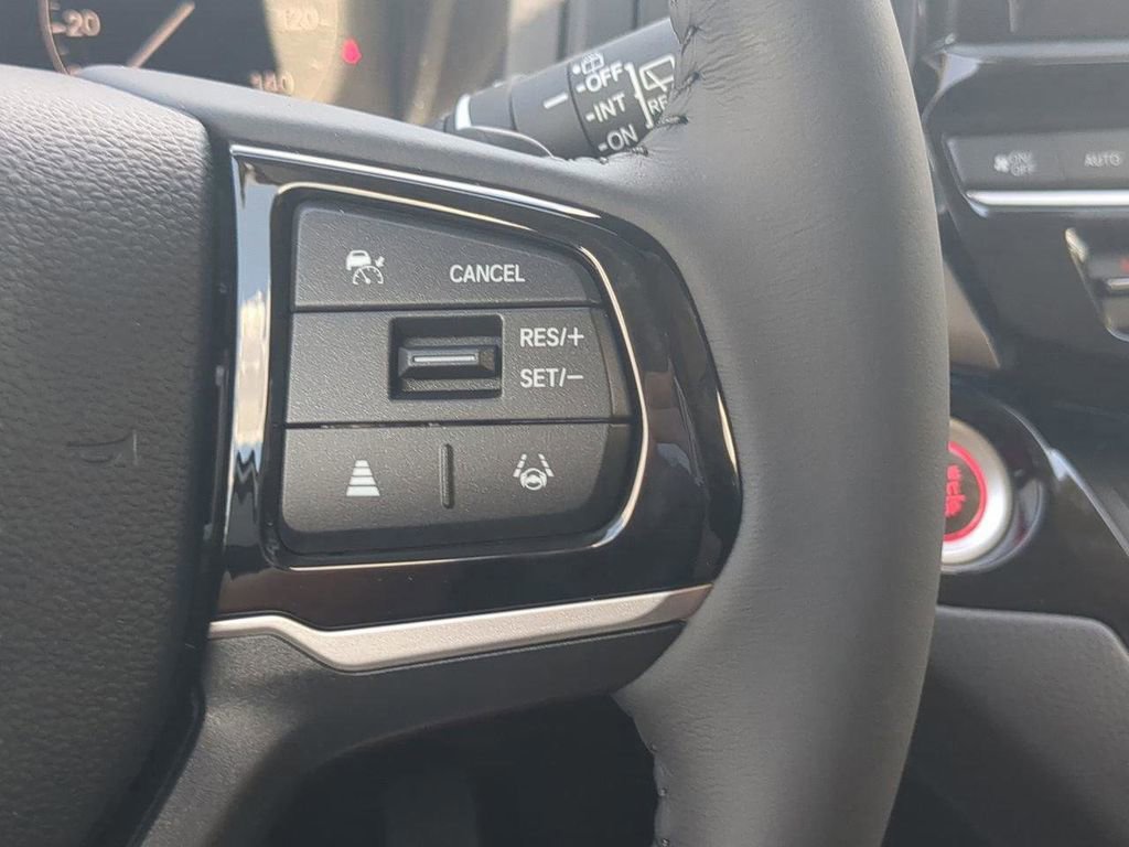 New 2026 Honda Odyssey Touring image 17