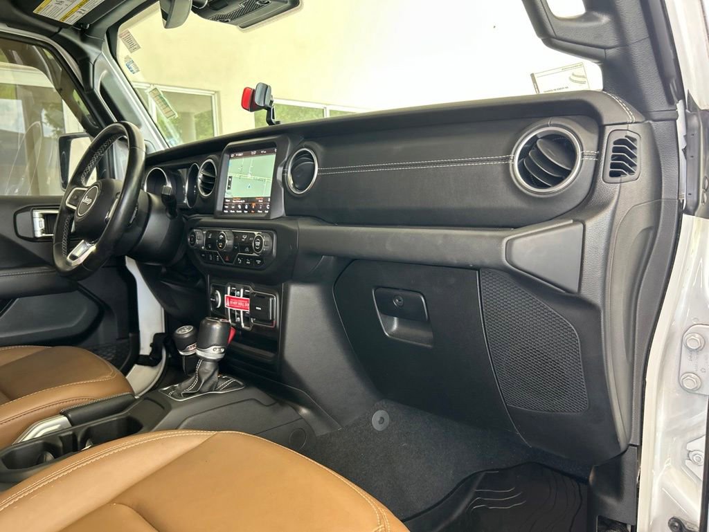 Used 2021 Jeep Gladiator Overland w/ Popular Equipment Package AWD/4WD image 31