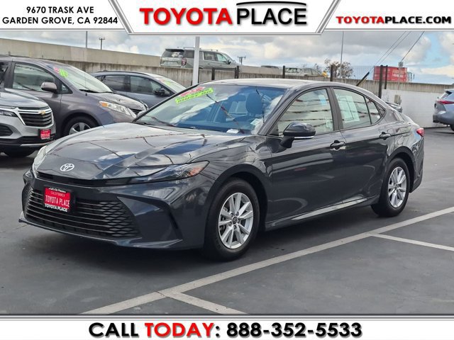 Used 2025 Toyota Camry LE FWD image 1
