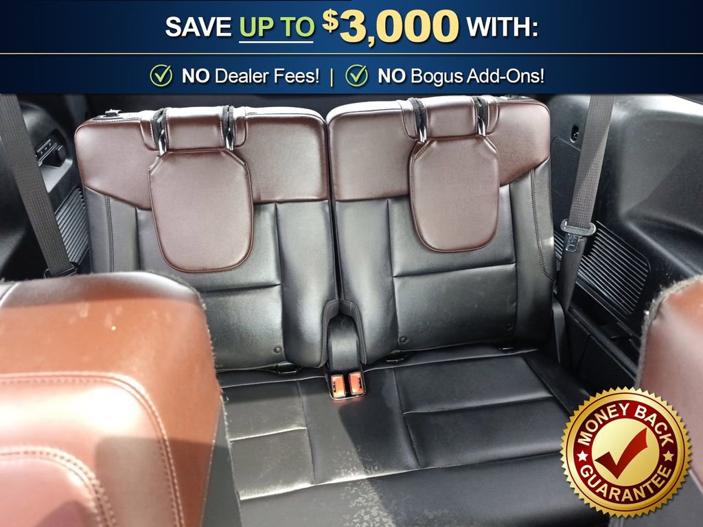 Used 2022 Ford Explorer Platinum w/ Equipment Group 601A AWD/4WD image 21
