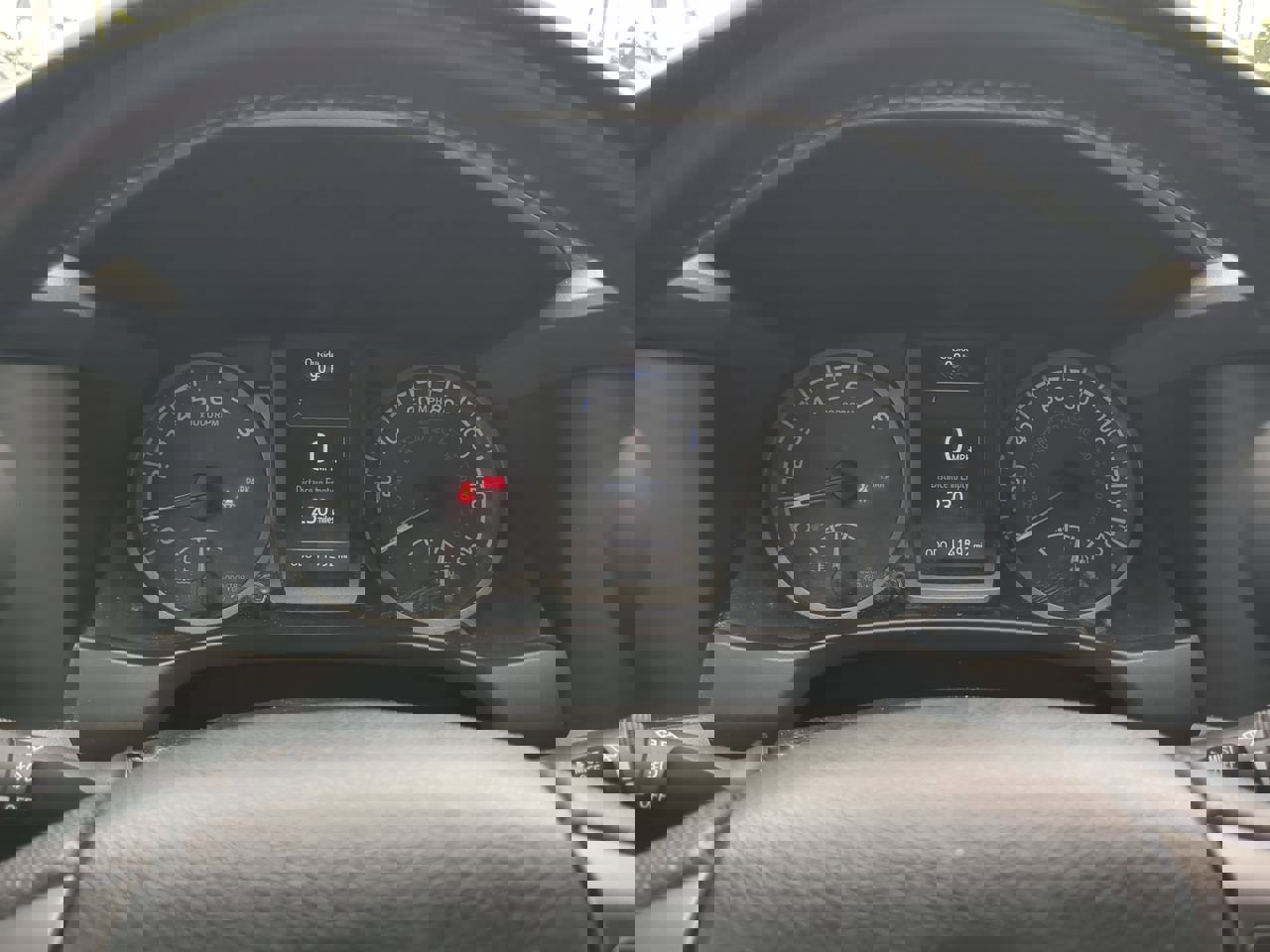 Used 2018 Toyota Tacoma TRD Off-Road image 25