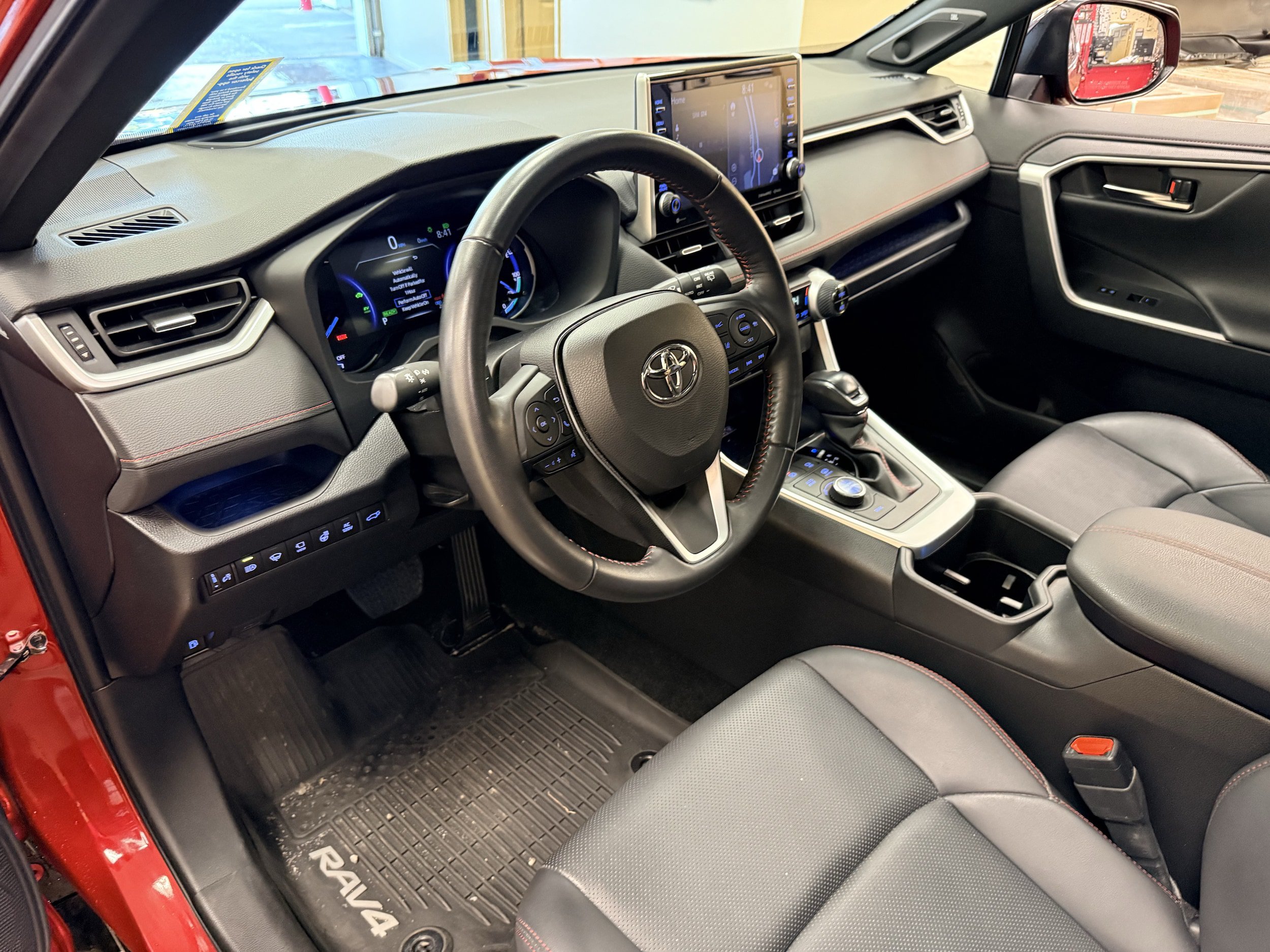 Used 2022 Toyota RAV4 XSE w/ Premium Package AWD/4WD image 7