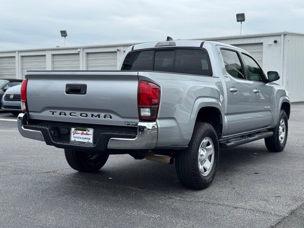Used 2022 Toyota Tacoma SR5 RWD image 11